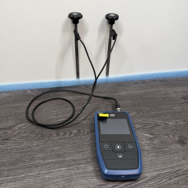 Anwendungsbeispiel Gann Gerät mit Messkabel an Elektrode